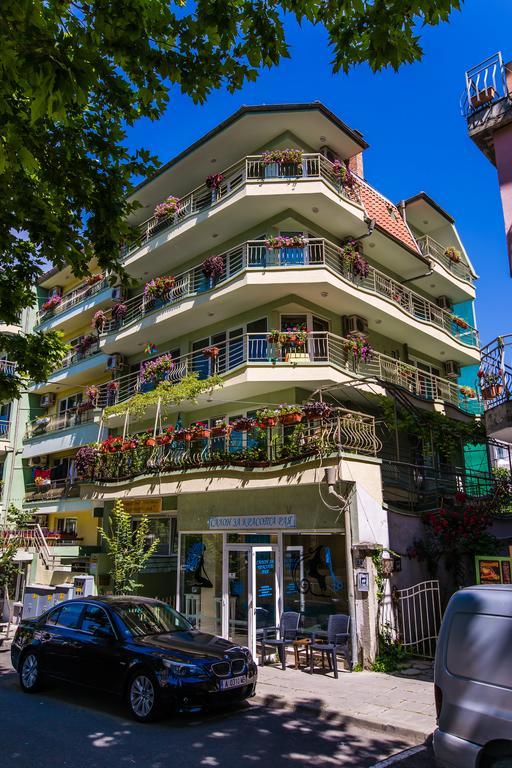 Guest House ,, Ekaterina" Nesebar Exterior foto